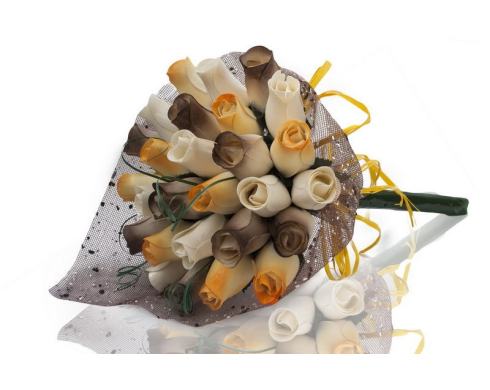 BUCHET DE TRANDAFIRI DIN LEMN "VERENA"