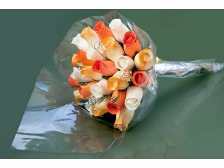 BUCHET DE TRANDAFIRI DIN LEMN "SUNNY"