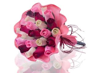 BUCHET DE TRANDAFIRI DIN LEMN "OLIVIA"