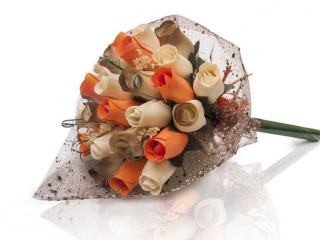 BUCHET DE TRANDAFIRI DIN LEMN "ANNA"
